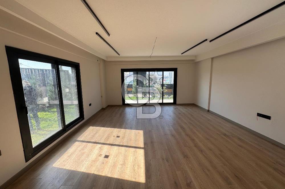 Prestij modern konfor Çiğli merkez de müstakil havuzlu villa