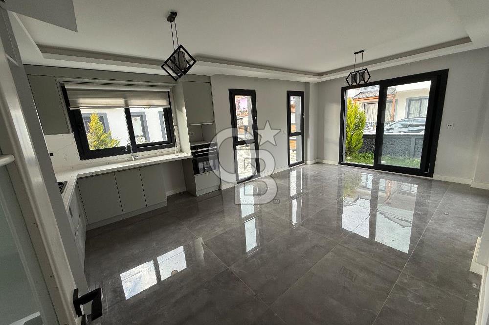 Muğla Ortaköy‘de 4 + 1 dubleks satılık villa