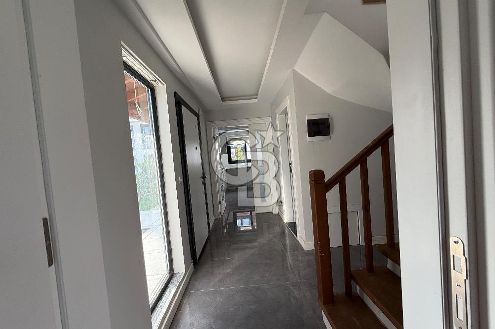 Muğla Ortaköy‘de 4 + 1 dubleks satılık villa