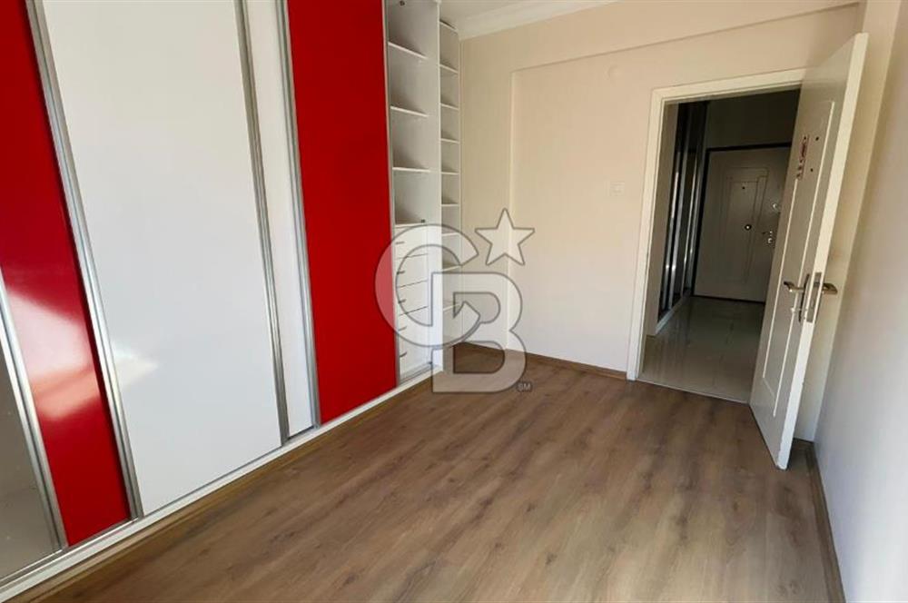 KARŞIYAKA BOSTANLI DERE BOYUNDA SATILIK 3+1 YENİLENMİŞ DAİRE