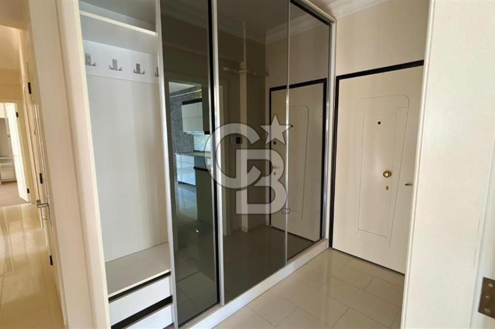 KARŞIYAKA BOSTANLI DERE BOYUNDA SATILIK 3+1 YENİLENMİŞ DAİRE