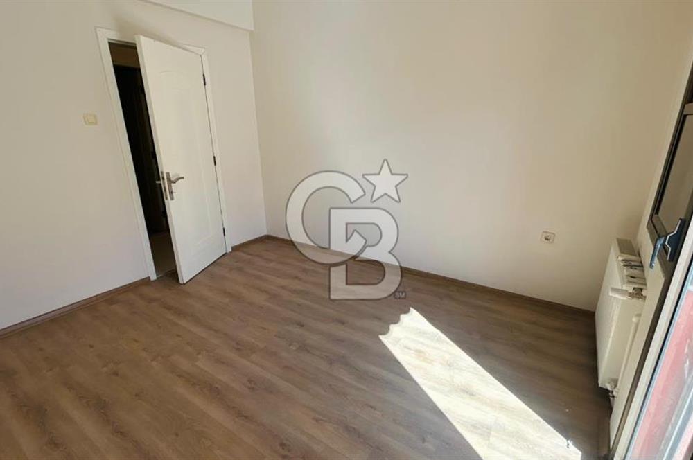 KARŞIYAKA BOSTANLI DERE BOYUNDA SATILIK 3+1 YENİLENMİŞ DAİRE
