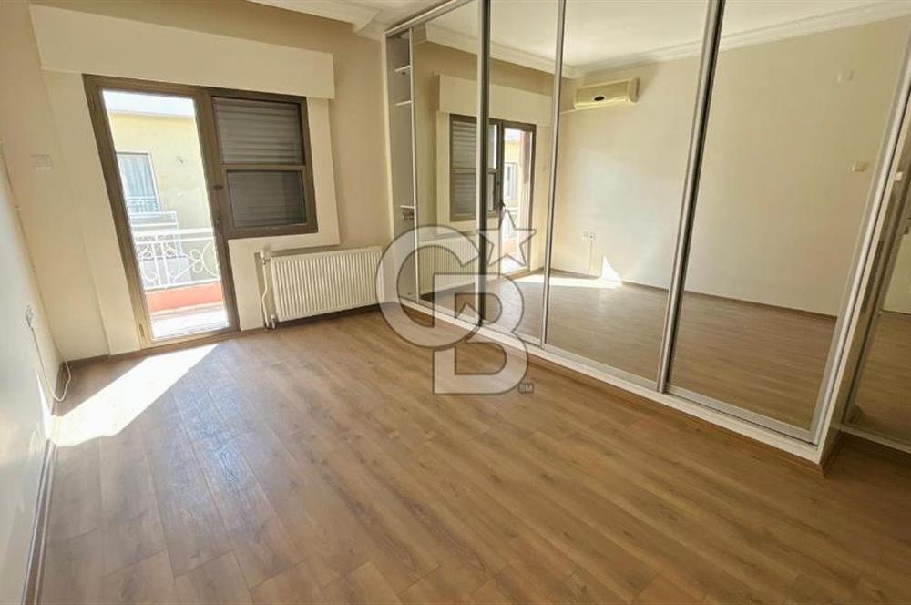 KARŞIYAKA BOSTANLI DERE BOYUNDA SATILIK 3+1 YENİLENMİŞ DAİRE