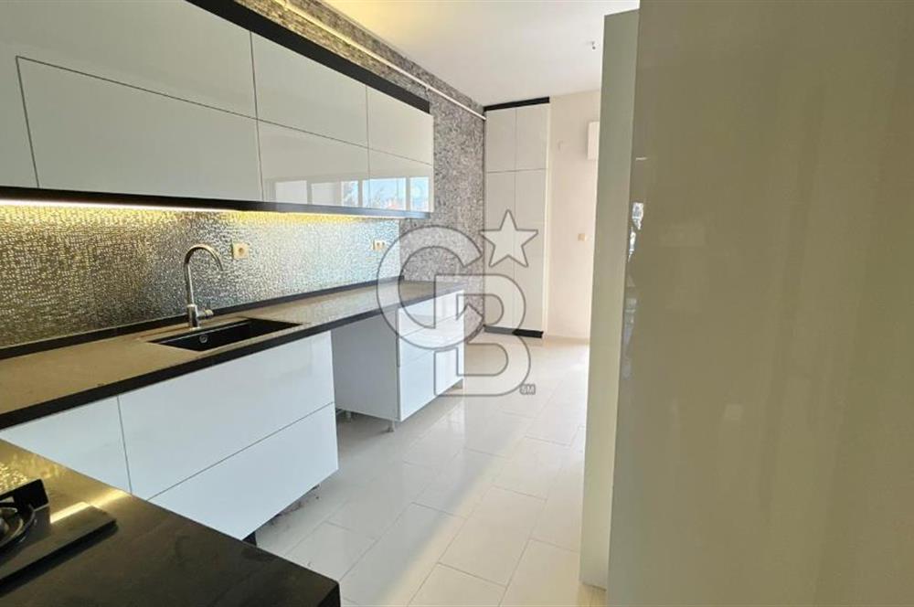 KARŞIYAKA BOSTANLI DERE BOYUNDA SATILIK 3+1 YENİLENMİŞ DAİRE