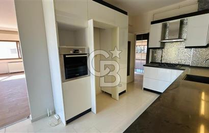 KARŞIYAKA BOSTANLI DERE BOYUNDA SATILIK 3+1 YENİLENMİŞ DAİRE