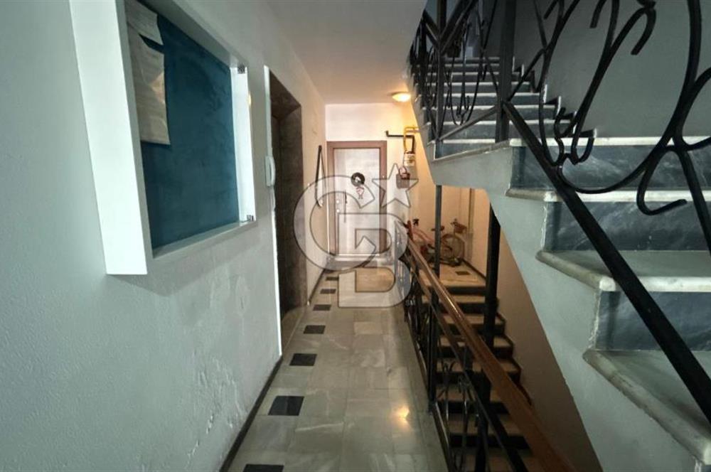 KARŞIYAKA BOSTANLI DERE BOYUNDA SATILIK 3+1 YENİLENMİŞ DAİRE