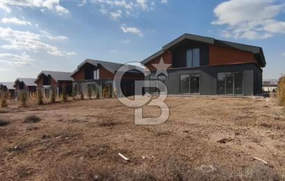 ANKARA GÖLBAŞI HACILAR’DA KATRE MOGAN VİLLALARI’NDA KİRALIK 5+1 LÜKS VİLLA