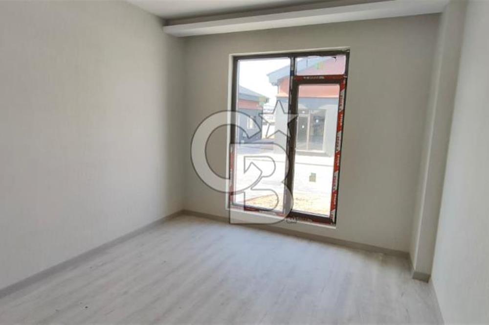 ANKARA GÖLBAŞI HACILAR’DA KATRE MOGAN VİLLALARI’NDA KİRALIK 5+1 LÜKS VİLLA