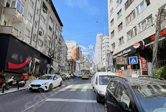 Şişli 19 Mayıs Caddesi Üzerinde Asansörlü Boş Kiralık 2+1 Daire - 2 - 337321