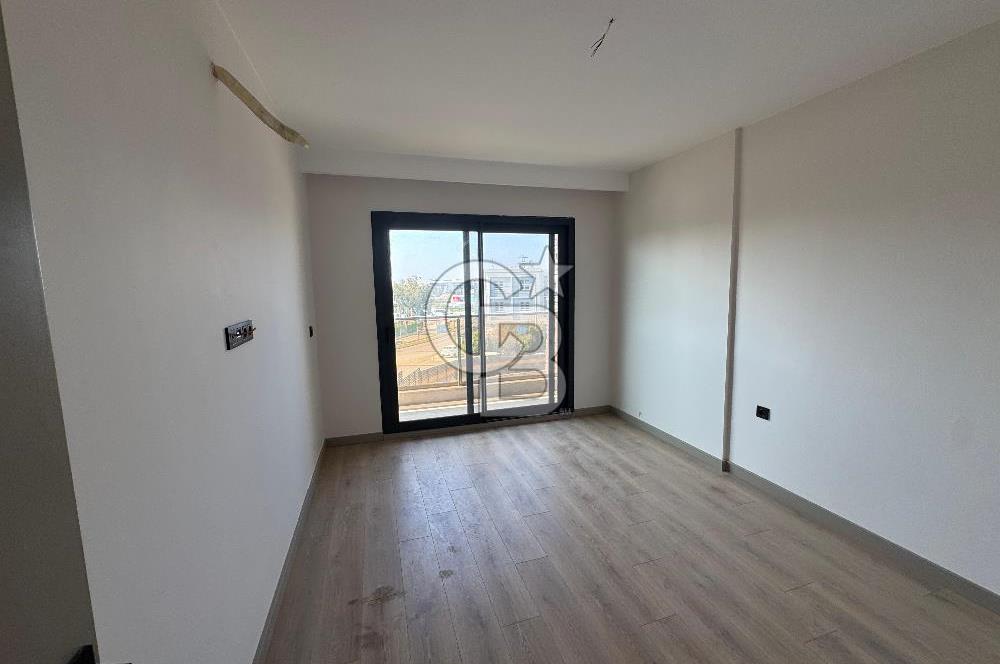 Prestij modern konfor Çiğli merkez de müstakil havuzlu villa