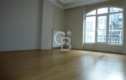 Küçükyalı Çınar Mahallesinde Oturuma ve Yatırıma Uygun 2+1