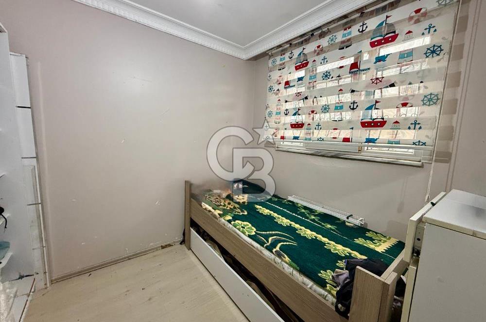 AKÇABURGAZ'DA SATILIK 2+1 DAİRE