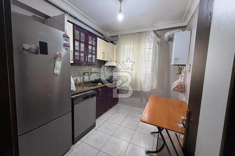 AKÇABURGAZ'DA SATILIK 2+1 DAİRE