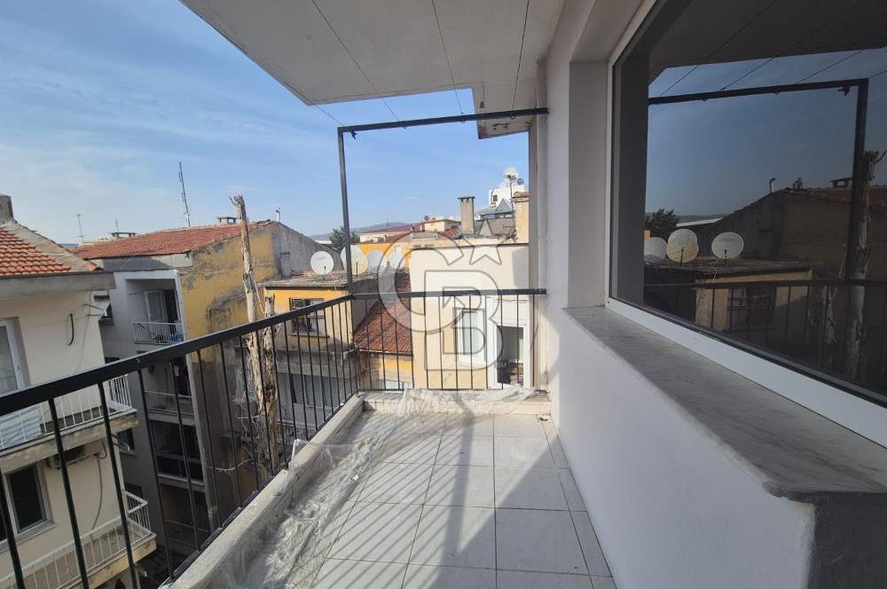 Karşıyaka Bahariye Mahallesi Geniş 1+1 Kiralık Daire