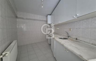 Karşıyaka Bahariye Mahallesi Geniş 1+1 Kiralık Daire