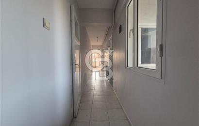 Karşıyaka Bahariye Mahallesi Geniş 1+1 Kiralık Daire