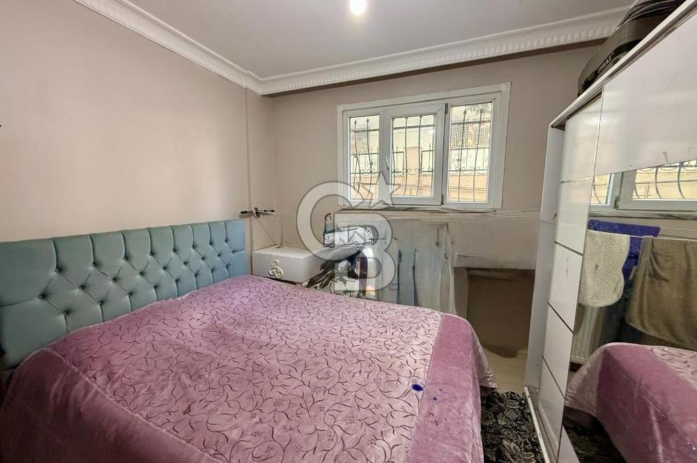 AKÇABURGAZ'DA SATILIK 2+1 DAİRE