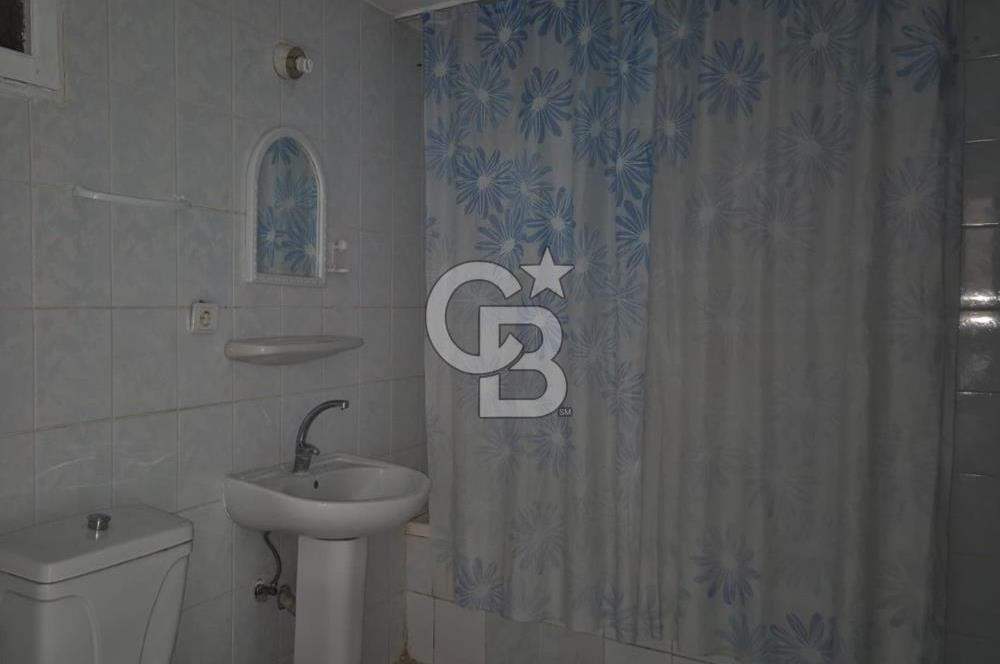 Karşıyaka Bahariye Mahallesi Geniş 1+1 Kiralık Daire