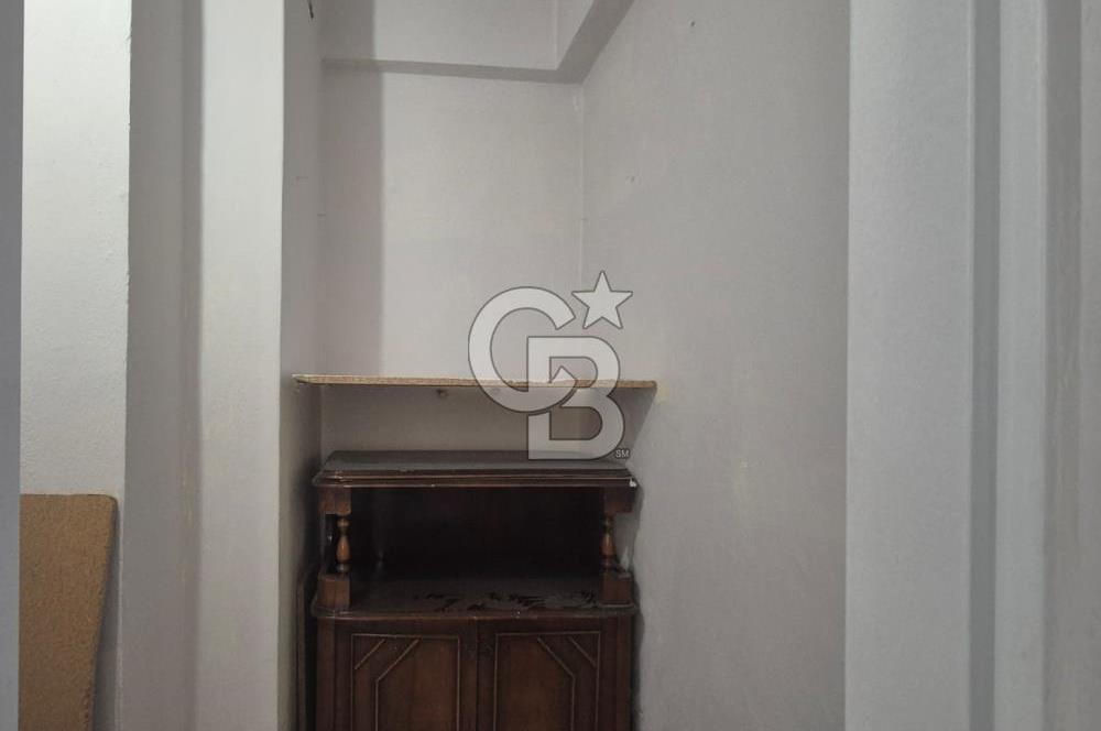 Karşıyaka Bahariye Mahallesi Geniş 1+1 Kiralık Daire