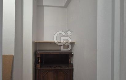 Karşıyaka Bahariye Mahallesi Geniş 1+1 Kiralık Daire
