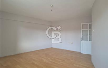 Karşıyaka Bahariye Mahallesi Geniş 1+1 Kiralık Daire