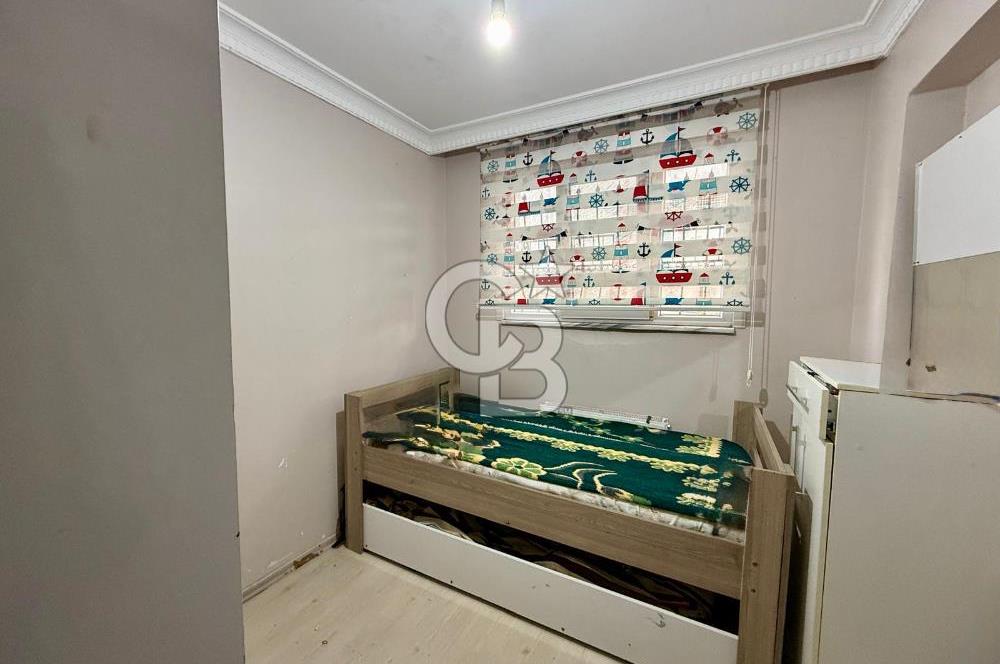 AKÇABURGAZ'DA SATILIK 2+1 DAİRE