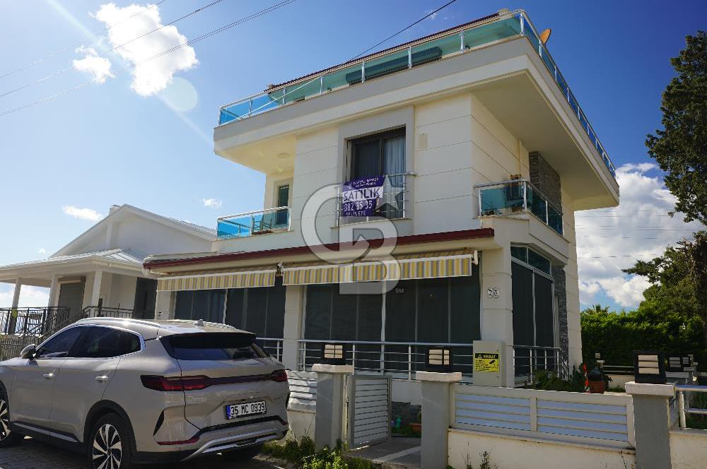 Özdere Çukuraltı Sahilinde Panoramik Deniz Manzarasına Sahip 3+1 Eşyalı Satılık Villa