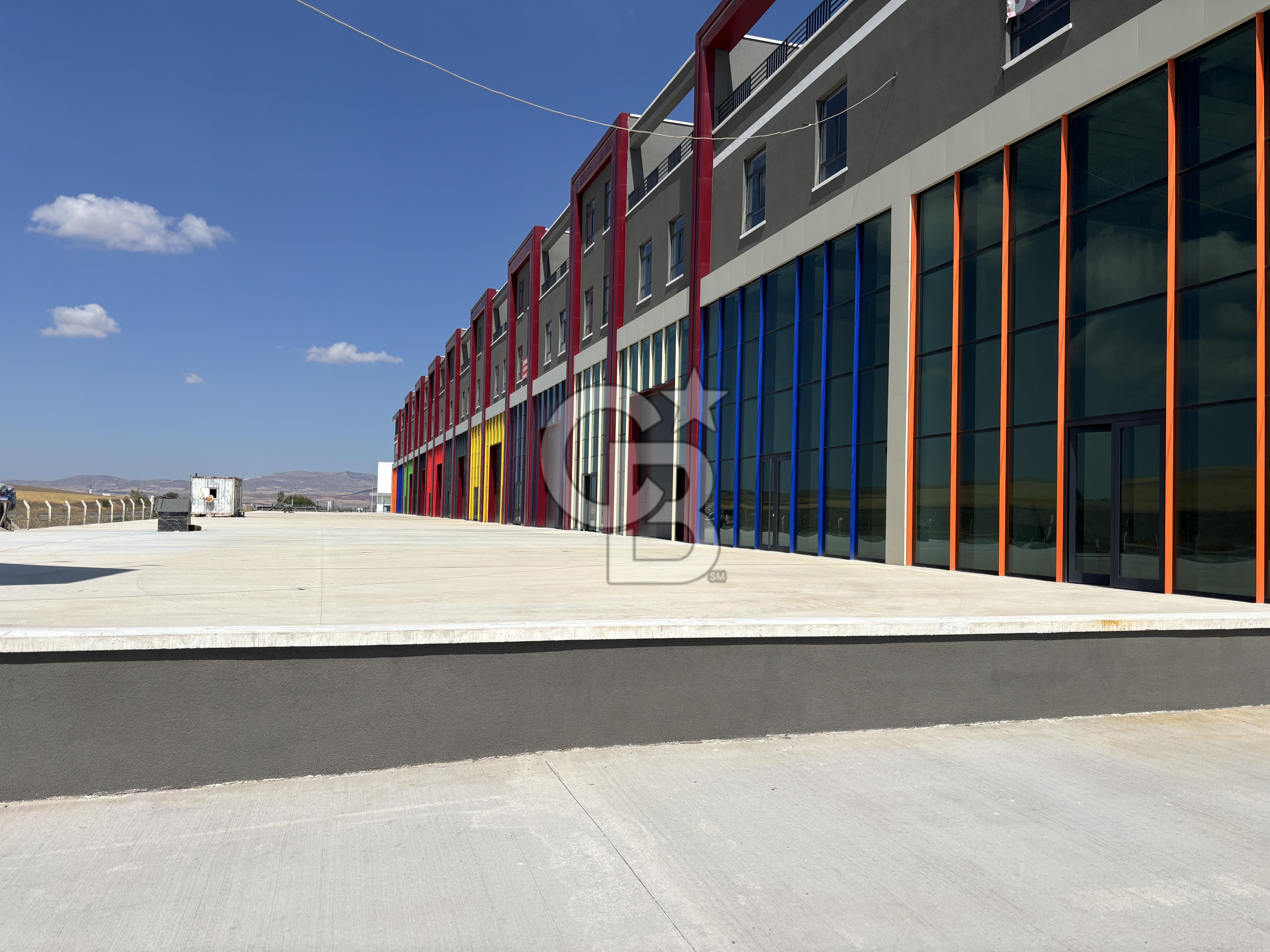 Akyurt OSBde Çankırı Yolu Cepheli İskanlı Doğalgazlı SatılıkAkyurt OSBde Çankırı Yolu Cepheli İskanlı Doğalgazlı Satılık