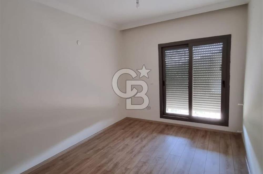 Foça Kazım Dirik Mah. Site İçerisinde Kiralık 2+1 Daire