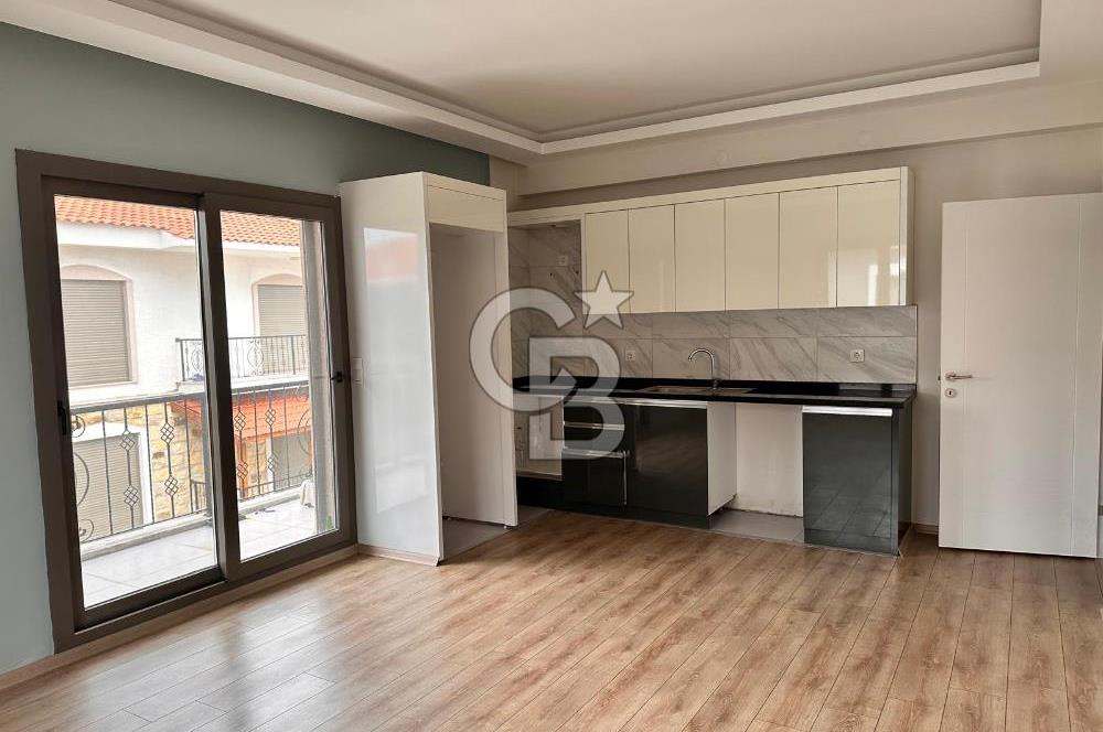 Foça Kazım Dirik Mah. Site İçerisinde Kiralık 2+1 Daire