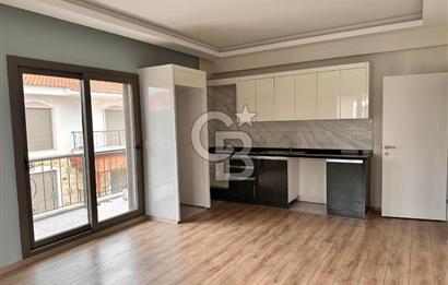 Foça Kazım Dirik Mah. Site İçerisinde Kiralık 2+1 Daire