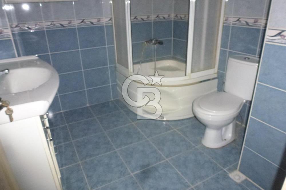 Küçükyalı Çınar Mahallesinde Oturuma ve Yatırıma Uygun 2+1