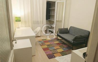 Küçükyalı Çınar Mahallesinde Oturuma ve Yatırıma Uygun 2+1