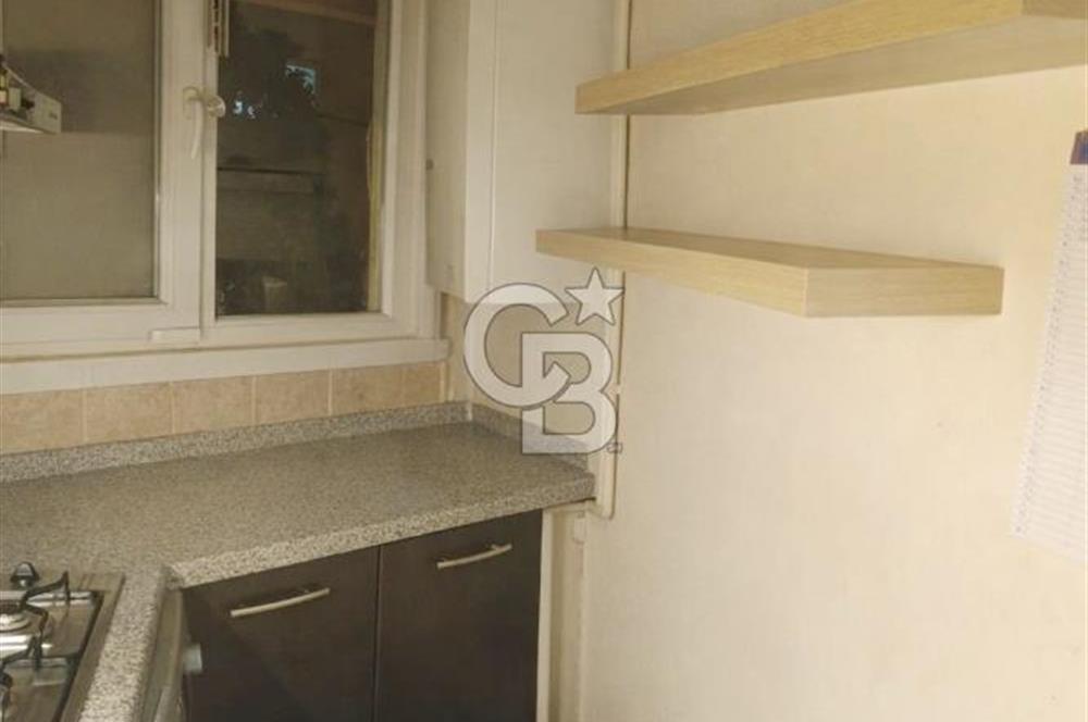 Küçükyalı Çınar Mahallesinde Oturuma ve Yatırıma Uygun 2+1