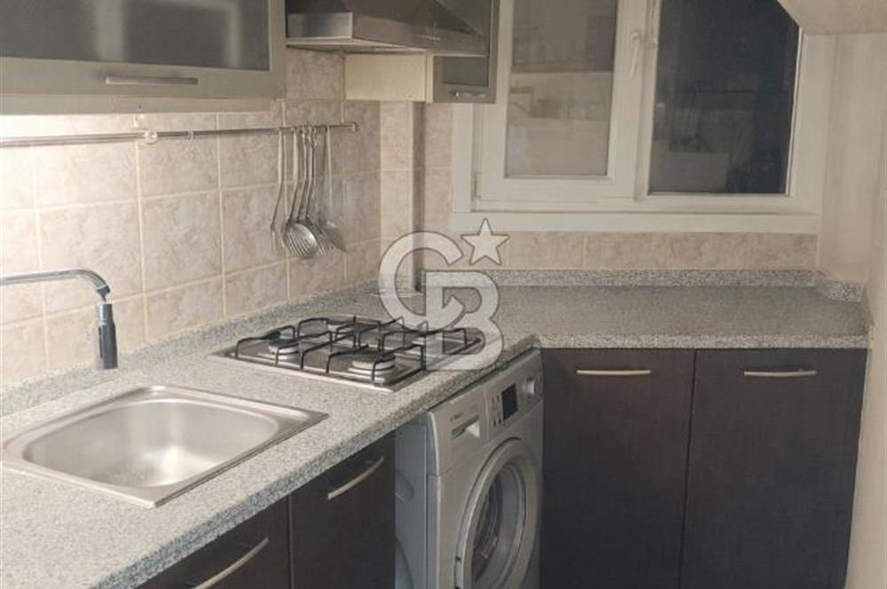 Küçükyalı Çınar Mahallesinde Oturuma ve Yatırıma Uygun 2+1