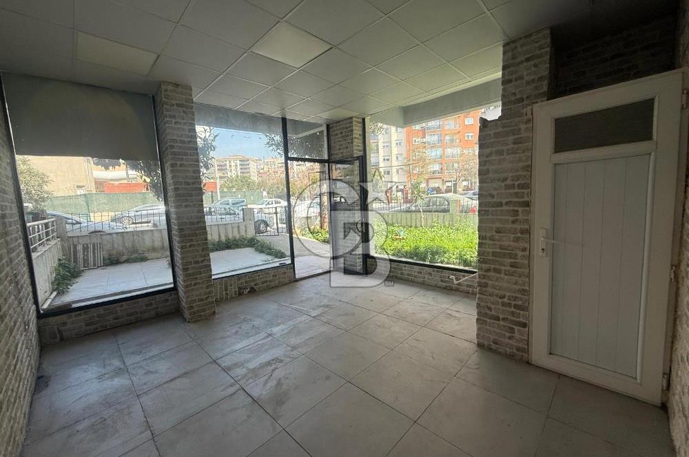 KARŞIYAKA BAHÇELİEVLER’DE KÖŞE KONUMLU, BAHÇELİ SATILIK DÜKKAN