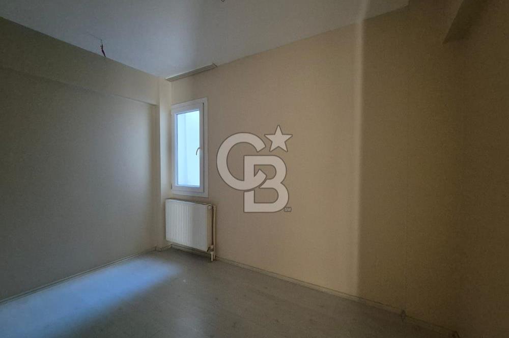 Karşıyaka Ordu Bulvarında Asansörlü 3+1 Satılık Boş Daire