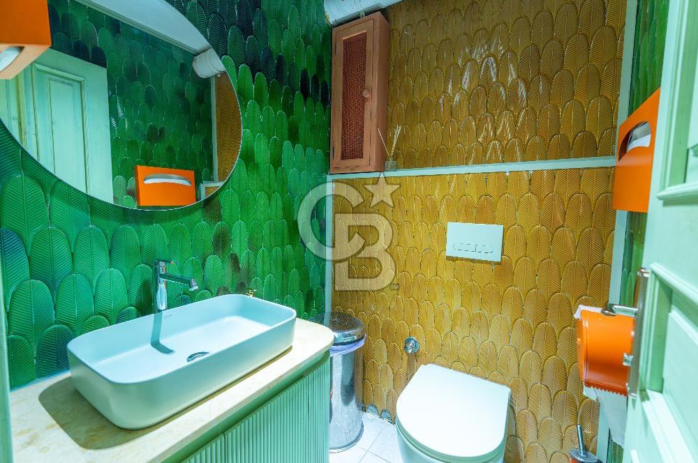 MODA İSKELESİNE KOMŞU TABELA DEĞERİ YÜKSEK 200M2 SATILIK DÜKKAN