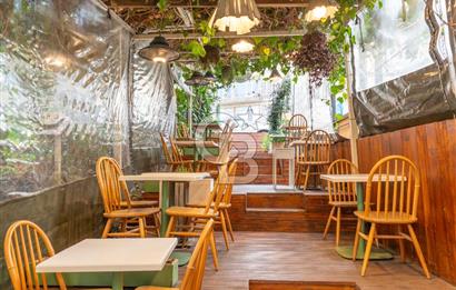 MODA İSKELESİNE KOMŞU TABELA DEĞERİ YÜKSEK 200M2 SATILIK DÜKKAN