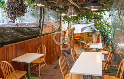 MODA İSKELESİNE KOMŞU TABELA DEĞERİ YÜKSEK 200M2 SATILIK DÜKKAN