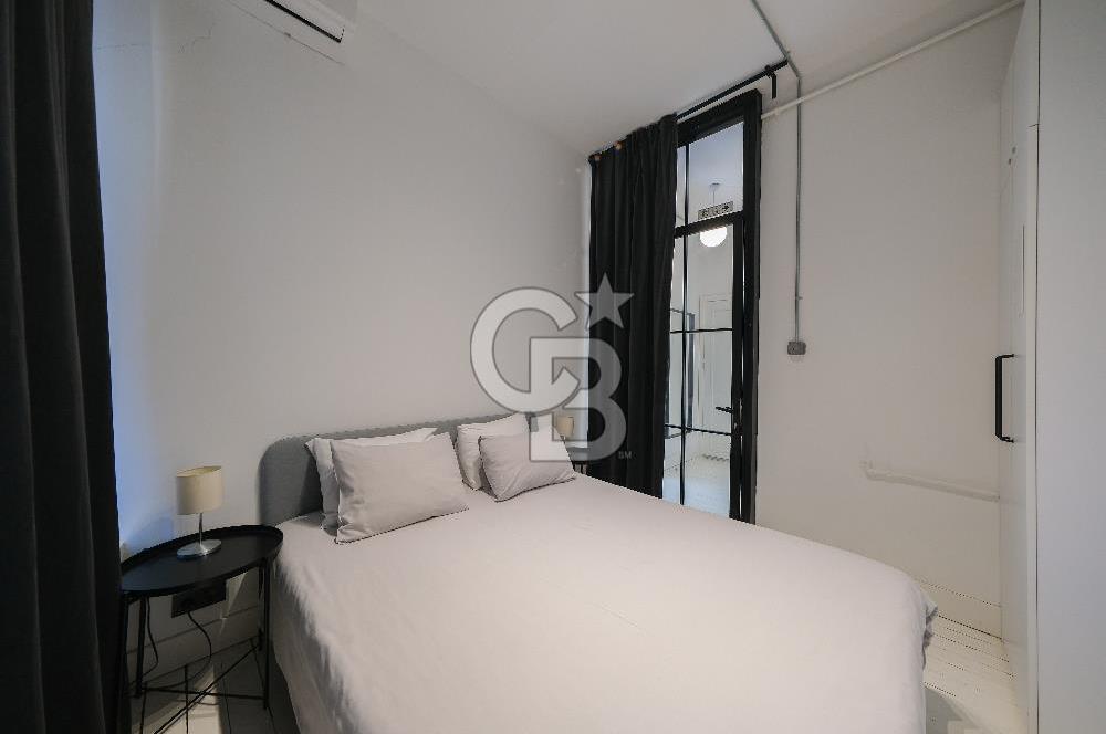 GALATA'NIN KALBİNDE, AİRBNB İZİNLİ, MANZARALI BALKONLU 2+1 DAİRE