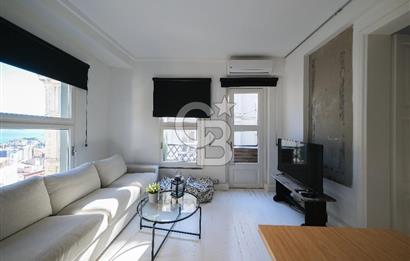 GALATA'NIN KALBİNDE, AİRBNB İZİNLİ, MANZARALI BALKONLU 2+1 DAİRE