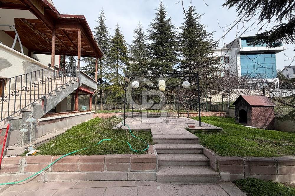 İLKO SİTESİNDE ÇİFT PARSEL HEM EV HEM İŞ YERİ İÇİN KİRALIK VİLLA