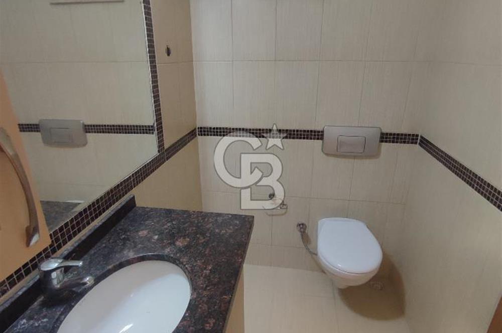 KONAKLAR BÖLGESİNDE HAVUZLU SİTEDE SATILIK 1+1