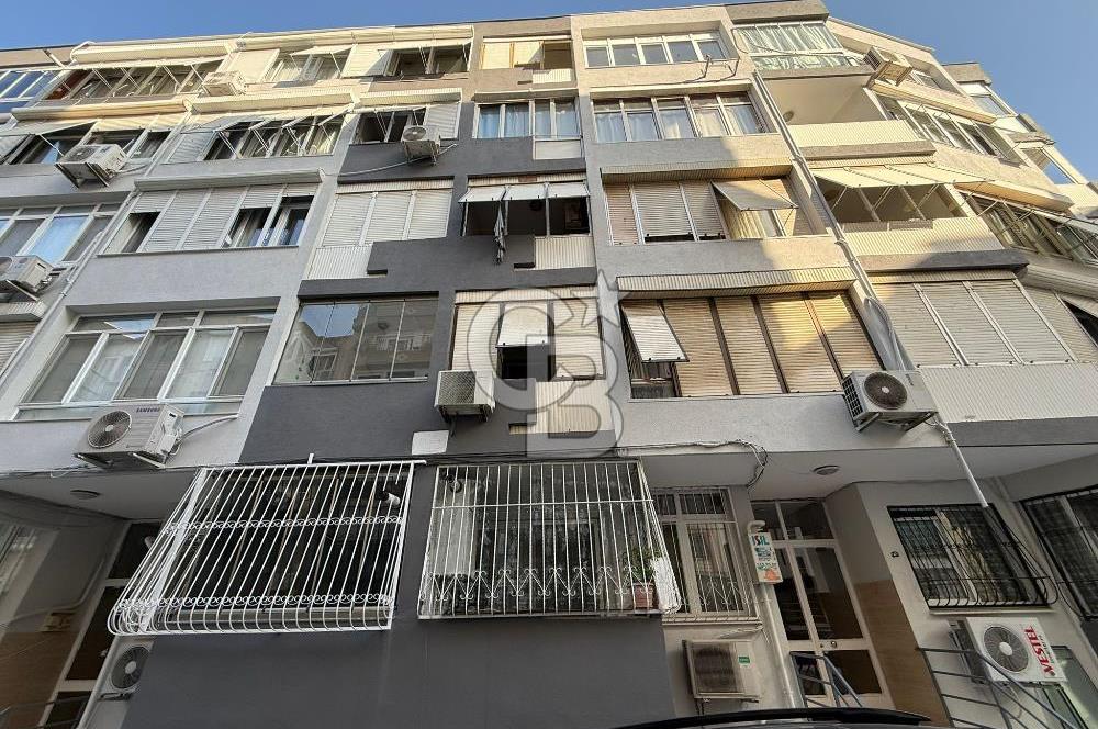 Güzelyalı Mahallesi'nde Satılık Full Tadilatlı Daire