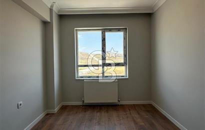 MEYDAN PARK'TA 13. KAT GÜNEY CEPHE, 4+1, 163 M2 SATILIK DAİRE