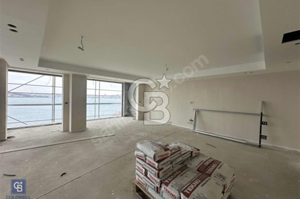 SALACAK,DA MUHTEŞEM MANZARALI YALI DAİRESİ