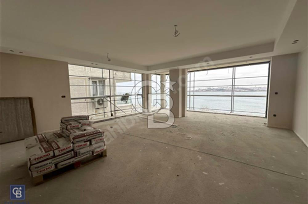 SALACAK,DA MUHTEŞEM MANZARALI YALI DAİRESİ