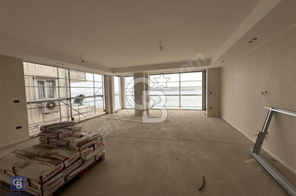 SALACAK,DA MUHTEŞEM MANZARALI YALI DAİRESİ