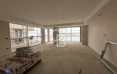 SALACAK,DA MUHTEŞEM MANZARALI YALI DAİRESİ